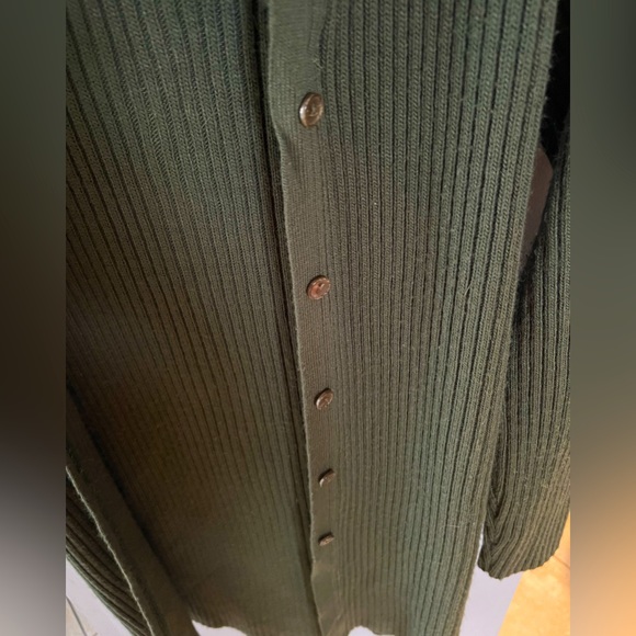 Button-up Cardigan - Picture 3 of 4